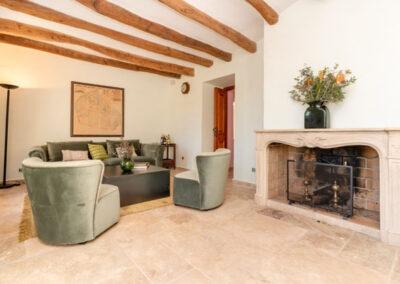 Casa de Piedra, the Bed and Breakfast in Finca Viladellops near Barcelona and Sitges