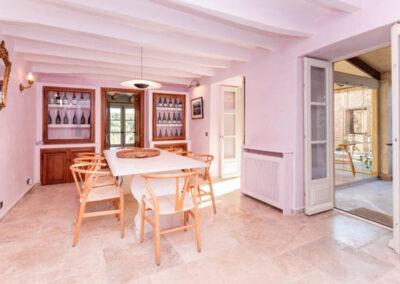 Casa de Piedra, the Bed and Breakfast in Finca Viladellops near Barcelona and Sitges