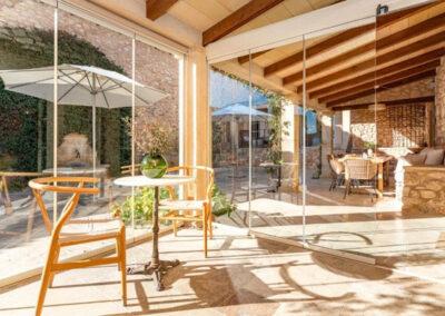 Casa de Piedra, the Bed and Breakfast in Finca Viladellops near Barcelona and Sitges