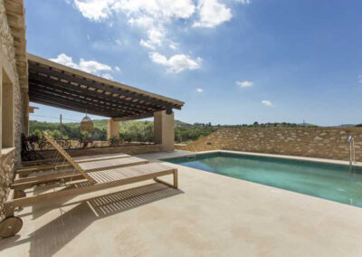 Masia La Torre, Tourist accommodation on Finca Viladellops