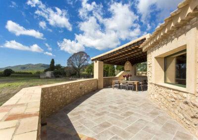 Masia La Torre, Tourist accommodation on Finca Viladellops
