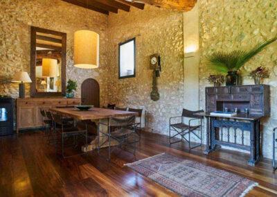 Masia Bella Vista, Tourist accommodation on Finca Viladellops