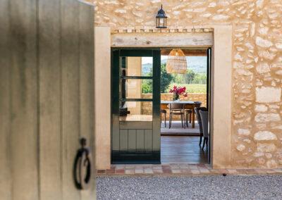 Tourist accommodations in Finca Viladellops